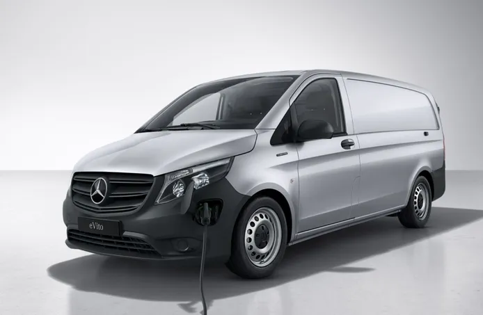 La Mercedes eVito 2022 estrena interesantes novedades con más autonomía 