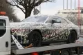 Primeras fotos espía del Rolls-Royce Spectre 2023, el Wraith eléctrico en camino