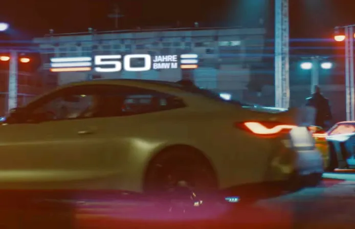 Primer adelanto del nuevo BMW M4 CSL en este sugerente vídeo