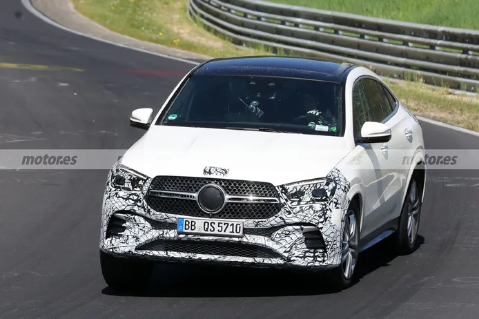 El revisado Mercedes GLE Coupé Facelift 2023 se deja ver en fotos espía en Nürburgring