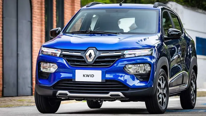 México - Mayo 2022: El renovado Renault Kwid no pasa desapercibido