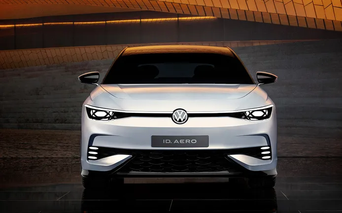 El nuevo Volkswagen ID. AERO es la berlina eléctrica que llega a Europa en 2023