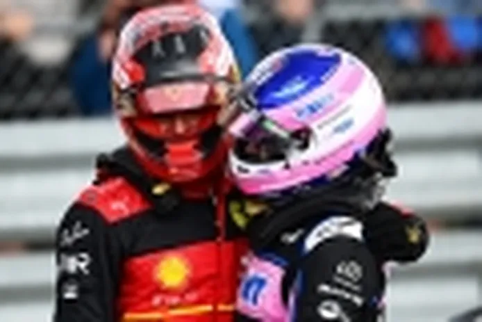 Fernando Alonso analiza la primera victoria de Sainz: «No será la última este año»