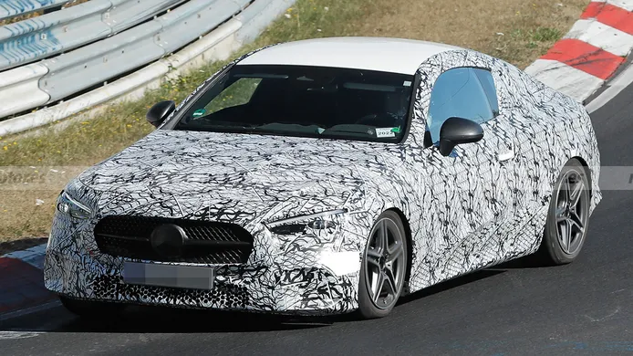 El esperado Mercedes CLE Coupé se enfrenta por primera vez al trazado de Nürburgring
