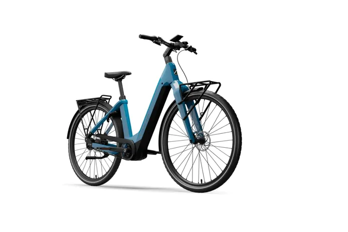 La Revolution Reco es una bici eléctrica con un innovador cuadro reciclable de plástico y carbono