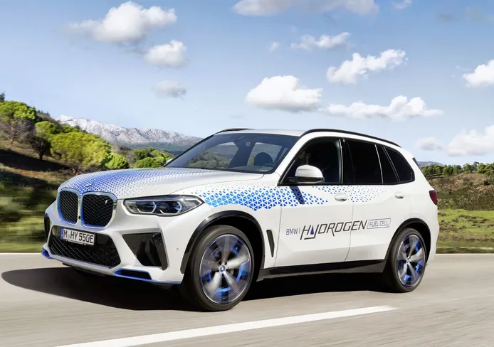 Arranca la producción del BMW iX5 Hydrogen, el primer SUV FCEV de Múnich
