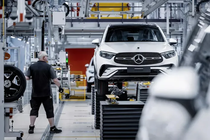 El nuevo Mercedes GLC entra en producción, llegan los motores PHEV al SUV