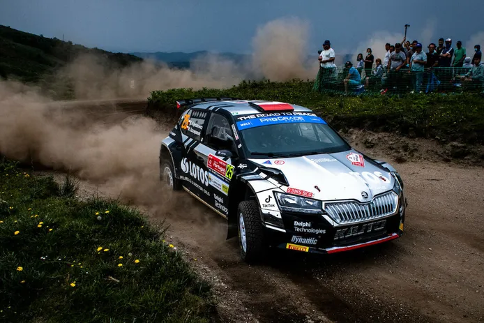 La ofensiva perfecta de Kajetan Kajetanowicz en WRC2 para el Rally de Nueva Zelanda