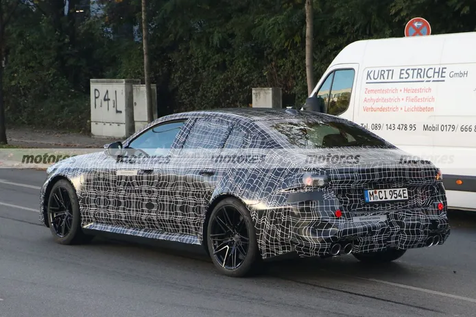 Fotos espía del interior del nuevo BMW M5 2024