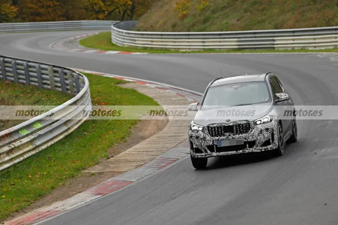 El nuevo BMW X1 M35i xDrive con especificaciones para Estados Unidos vuela en Nürburgring