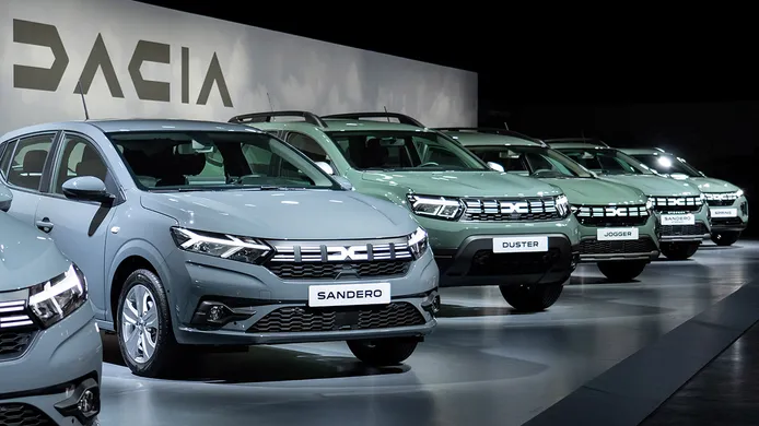 Dacia confirma que, tras el esperado Bigster, lanzará dos nuevos y misteriosos modelos