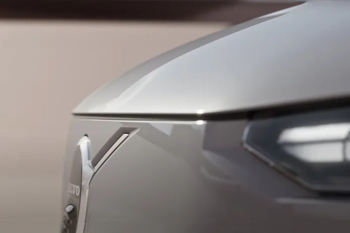 El perfil del nuevo Volvo EX90 se deja ver en un interesante adelanto de diseño