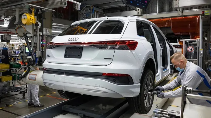 El abrumador éxito del Audi Q4 e-tron obliga a fabricar el SUV eléctrico fuera de Alemania