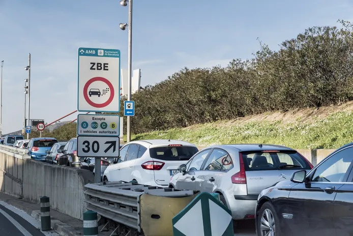 Falta una semana para 2023 y las Zonas de Bajas Emisiones (ZBE) apenas se han definido