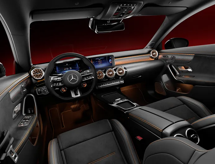Mercedes-AMG CLA 2023 - interior