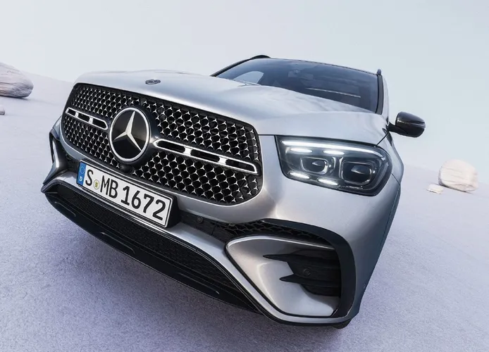 Los Mercedes GLE y GLE Coupé estrenan imagen, equipamientos y nuevas versiones PHEV