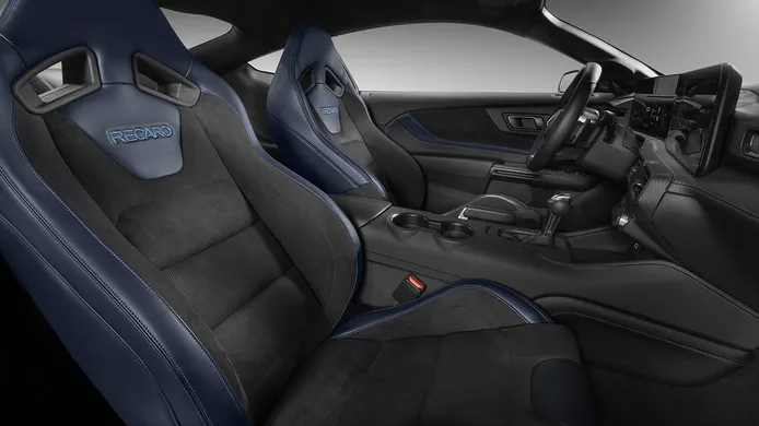 Ford Mustang Dark Horse 2024 - interior