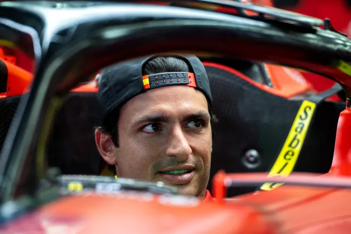 Carlos Sainz y los inicios de Vasseur en Ferrari: «Es diferente a Binotto y está empezando a dejar su huella»