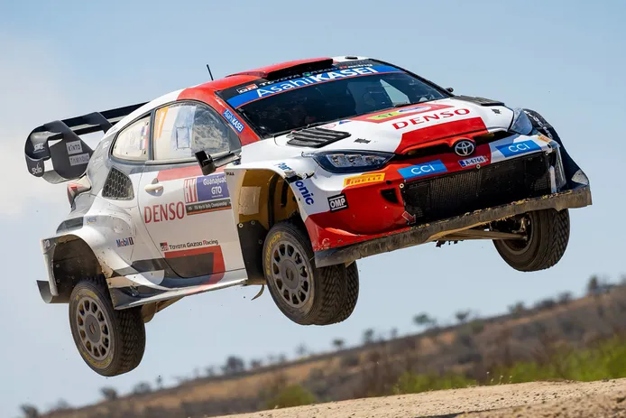 Sébastien Ogier logra su séptimo triunfo en el Rally de México con una actuación perfecta