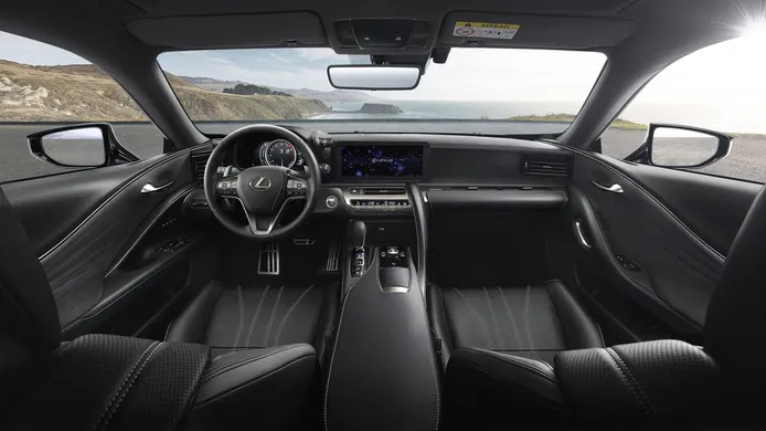 Los Lexus LC 2024 llegarán al verano con más equipamiento y mejoras en su versión híbrida