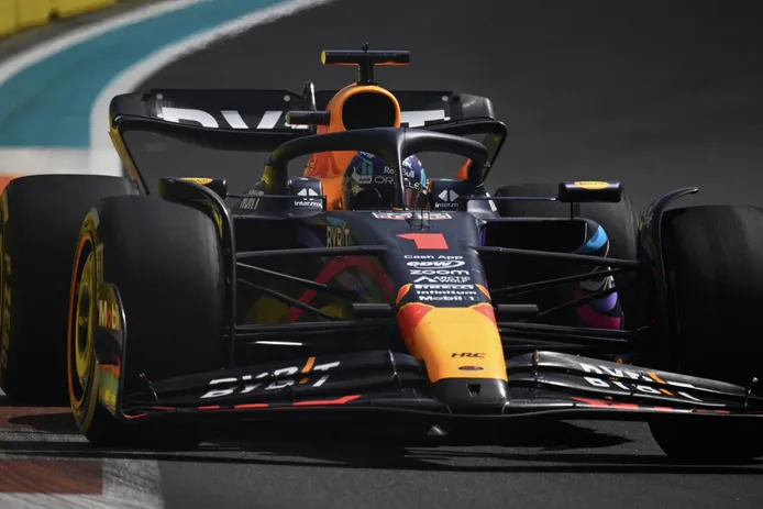 Max Verstappen ganas tras remontar en Miami y Fernando Alonso vuelve al podio