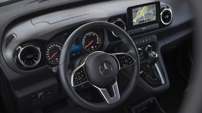 Mercedes eCitan 2023 - interior