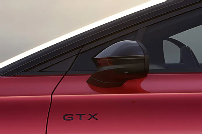 El Volkswagen ID.7 GTX debutará en el Salón del Automóvil de Múnich, la berlina eléctrica superará de largo los 300 CV 