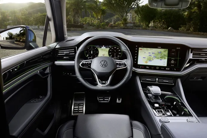 Volkswagen Touareg Facelift 2024