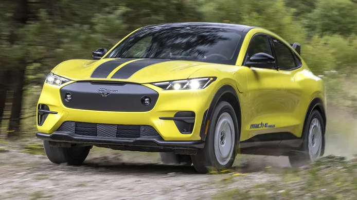 Desvelado el nuevo Ford Mustang Mach-E Rally, un SUV eléctrico para alejarse del asfalto
