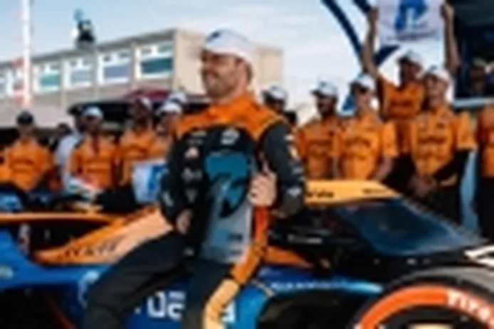 Felix Rosenqvist se lleva la última pole en Laguna Seca, con el campeón Palou sexto