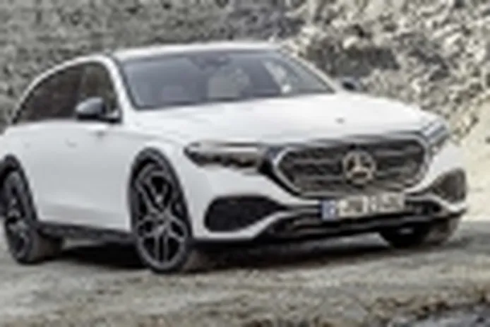 Desvelado el nuevo Mercedes Clase E All-Terrain 2024, practicidad y elegancia como alternativa a los SUV
