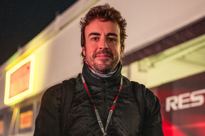 Fernando Alonso cree que el formato de clasificación no favorece a Aston Martin: ﻿«A una vuelta tendríamos más opciones»