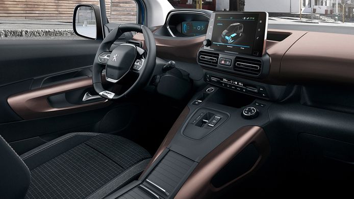 Peugeot e-Rifter - interior