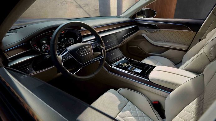 Audi A8 L Horch - interior