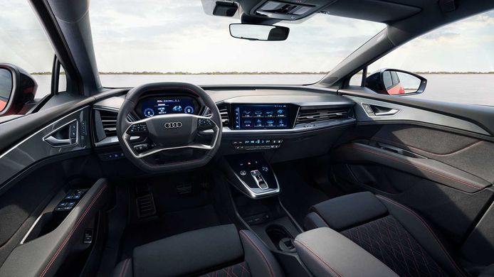 Audi Q5 e-tron - interior