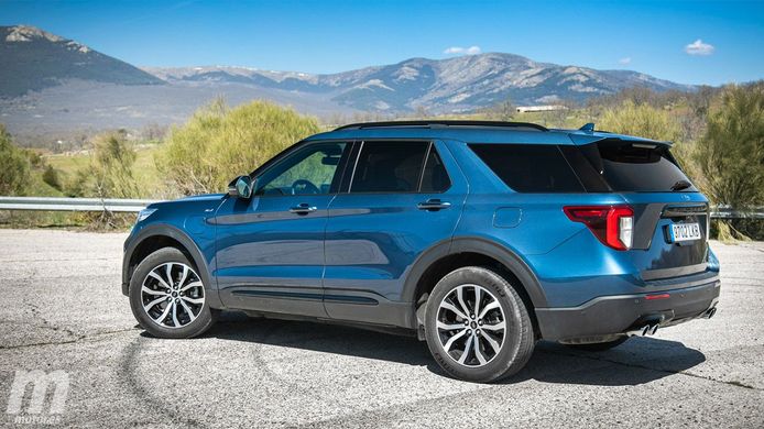 Ford Explorer PHEV - posterior