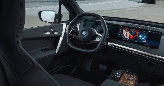 Foto BMW iX M60 2022 - interior