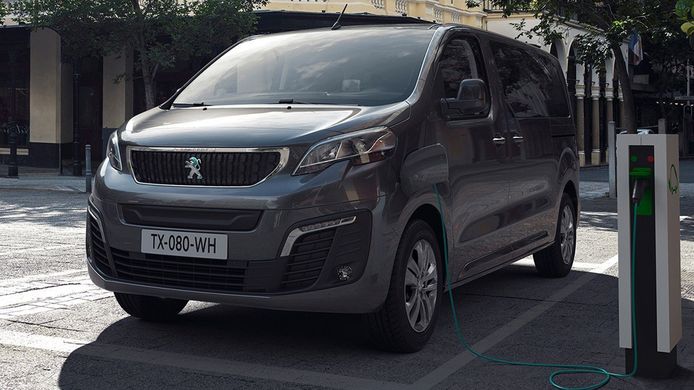 Peugeot e-Traveller
