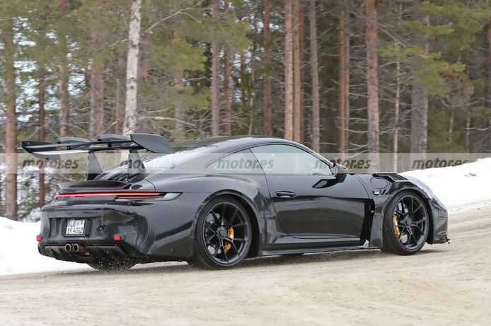 Foto espía Porsche 911 GT3 RS 2022 - exterior