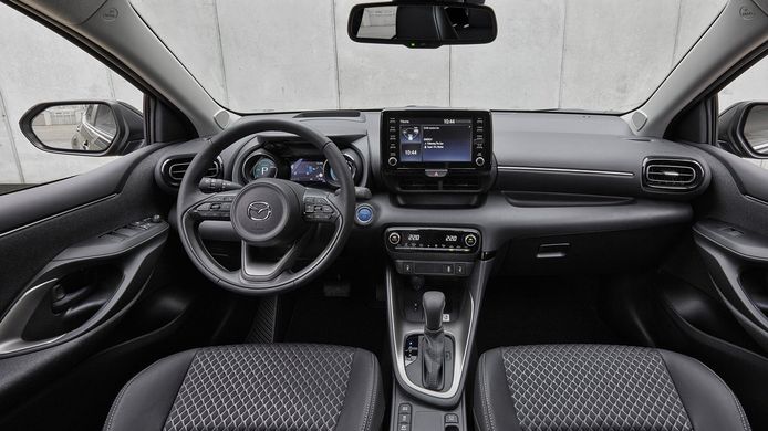 Mazda2 Hybrid - interior