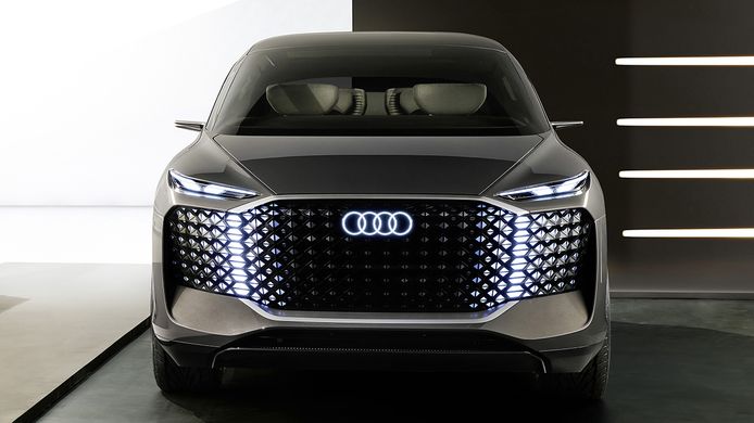 Audi urbansphere concept - frontal