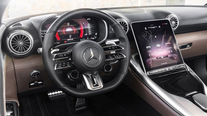 Mercedes-AMG SL 2022 - interior