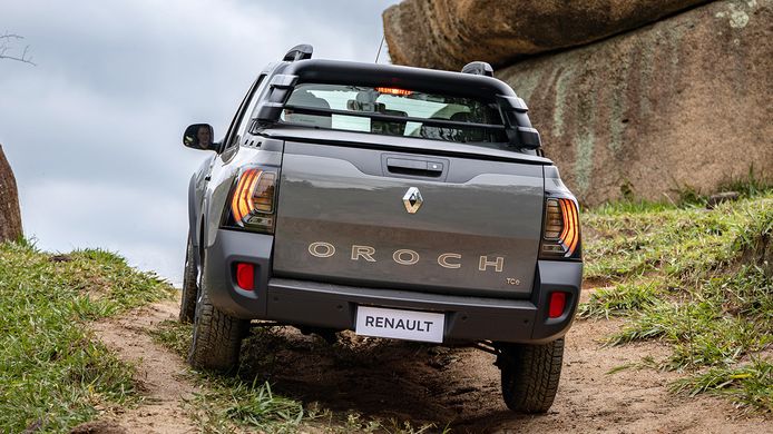 Renault Duster Oroch 2023 - posterior