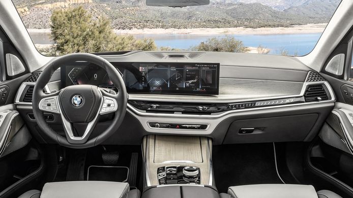 BMW X7 2022 - interior