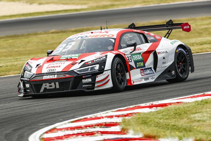 Sheldon Van der Linde does not fail and achieves the double at Lausitzring