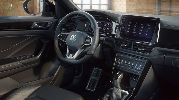 Volkswagen T-Roc 2022 - interior
