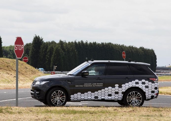 Jaguar Land Rover conducción autónoma