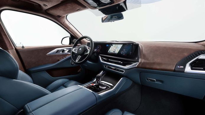 BMW XM - interior