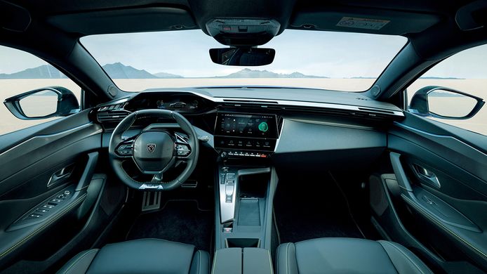 Peugeot 408 - interior