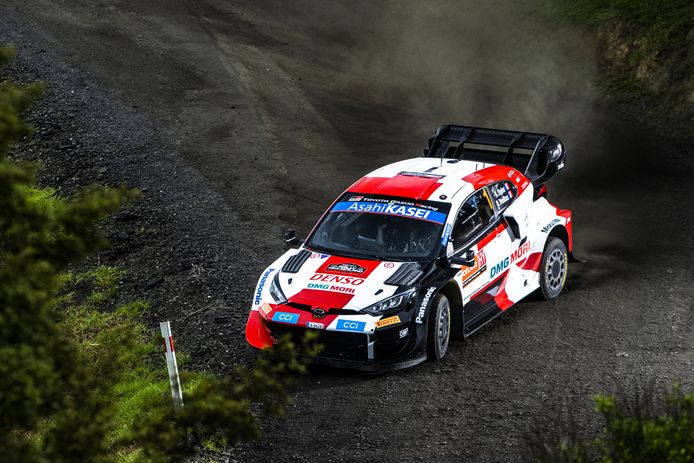 Sébastien Ogier rebaja la euforia colectiva con su programa para el WRC 2023